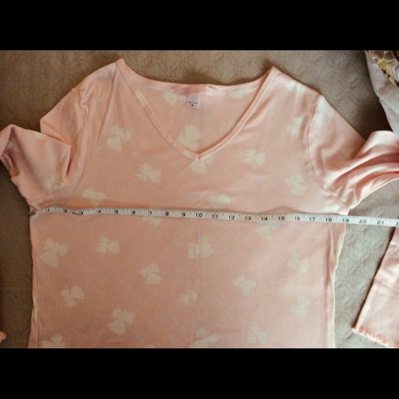 Victoria’s Secret Sleep Shirt EUC Size Medium - Picture 3 of 5